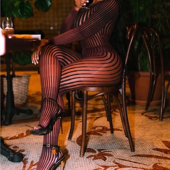 WOLFORD CAROL STRING BODYSUIT BLACK/AÇAÍ - Picture 6 of 6